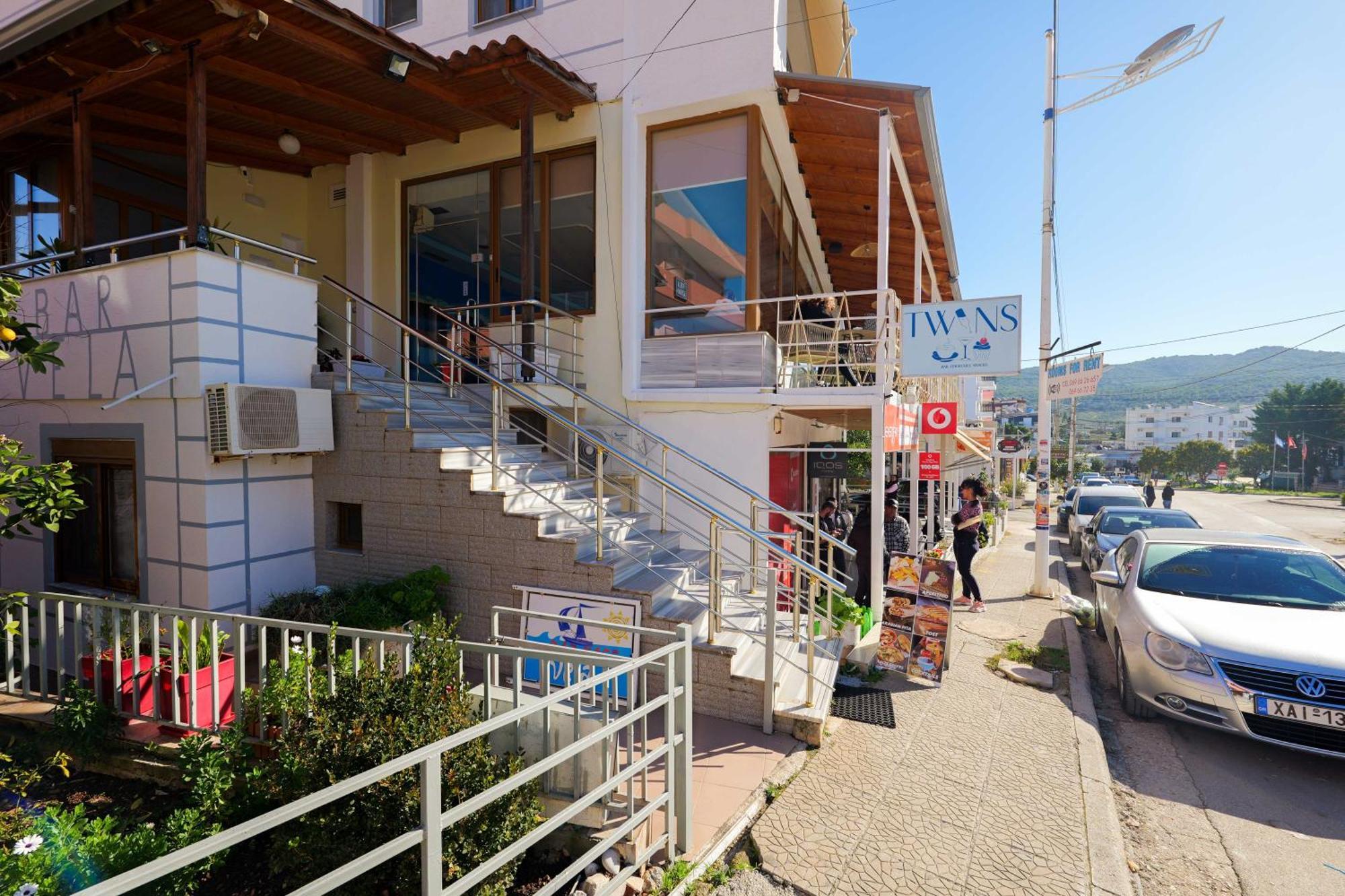Hotel Chris Ksamil Esterno foto